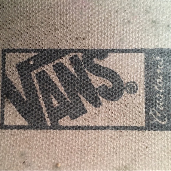 VANS Old Skool White Leather Gumsole (Unisex) - Picture 9 of 9